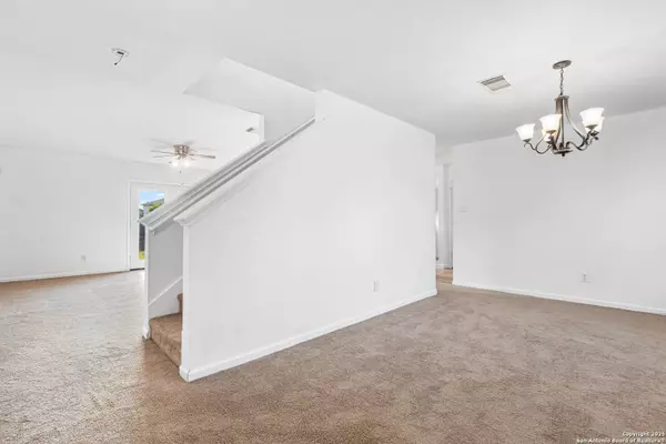 510 Tres Caminos, San Antonio, TX 78245