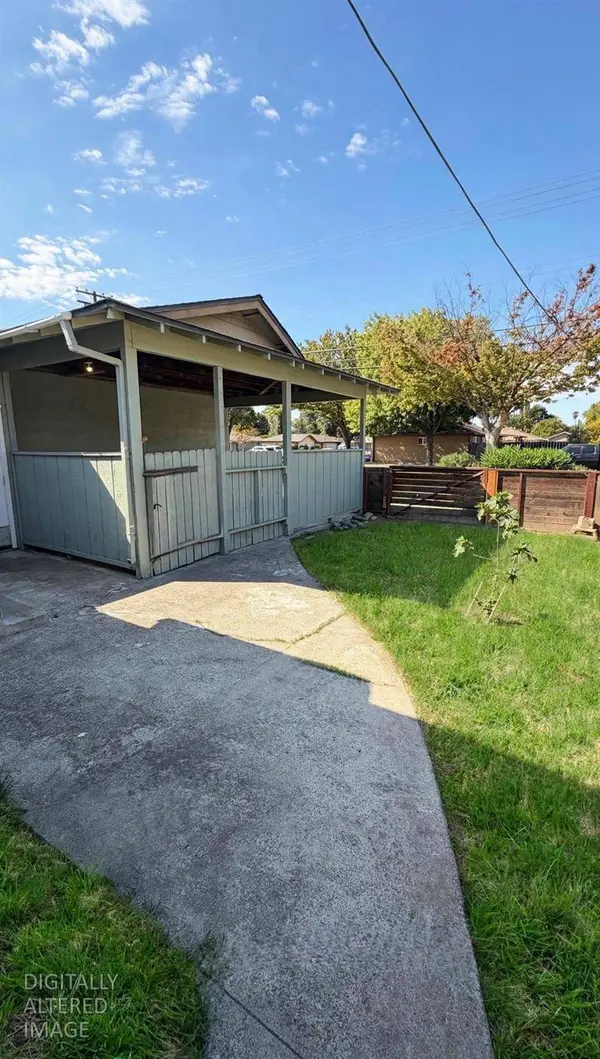 1906 Rose AVE, Modesto, CA 95355