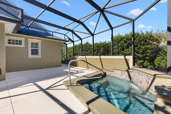 981 IRON OAK WAY, The Villages, FL 32163