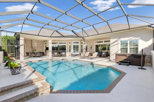 842 OAKWOOD ST, The Villages, FL 32163