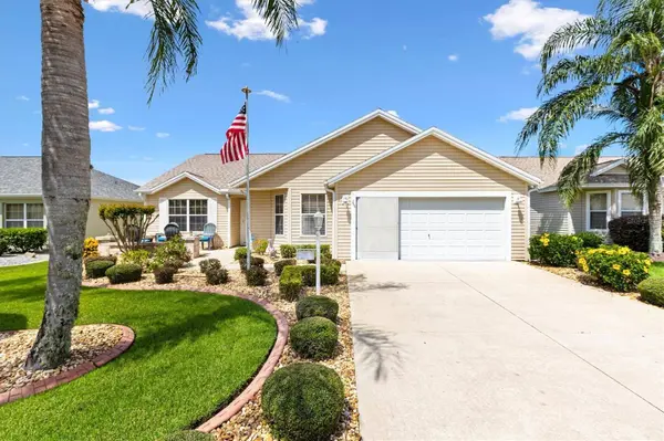 1884 POPPY CIR, The Villages, FL 32162