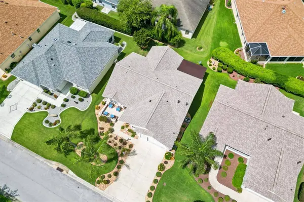 1884 POPPY CIR, The Villages, FL 32162