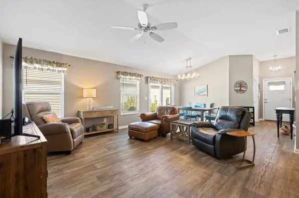 6342 WHITTLE CT, The Villages, FL 32163