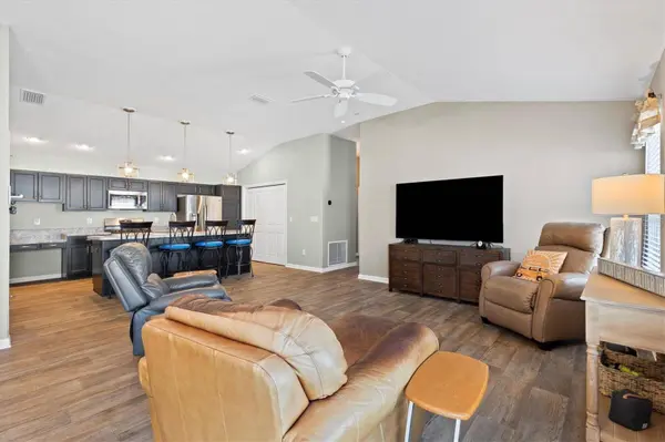 6342 WHITTLE CT, The Villages, FL 32163
