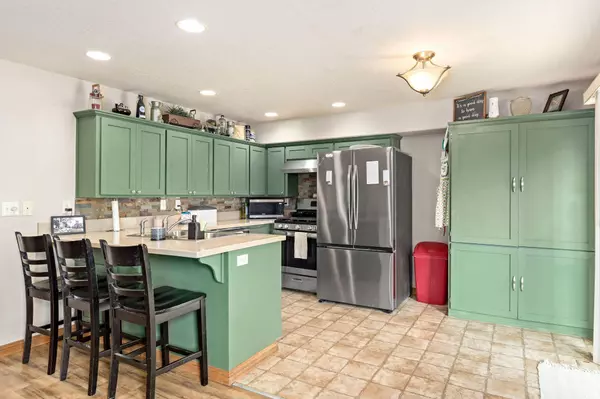 208 Northview DR, Eagle Point, OR 97524