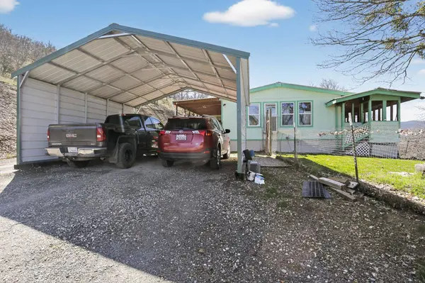 332 Arroyo DR, Yreka, CA 96097
