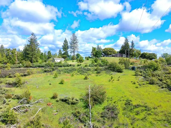 18088 Vista WAY, Mokelumne Hill, CA 95245