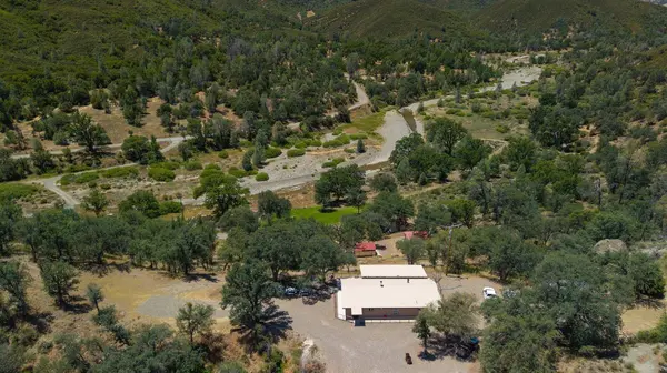 20505 Coalinga RD, Paicines, CA 95043