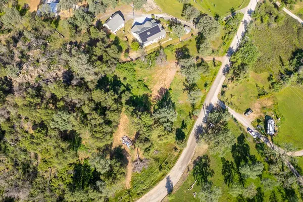 7467 Sunrise DR, Redding, CA 96003