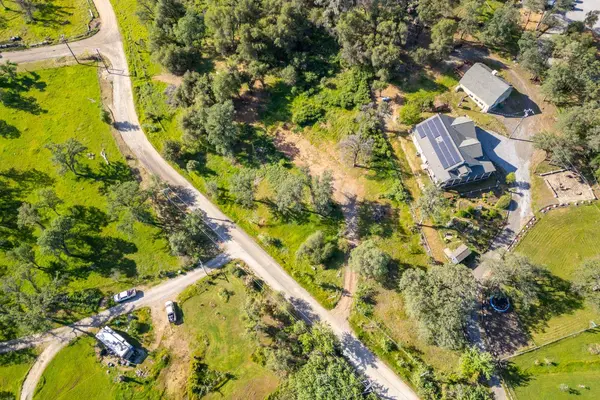 7467 Sunrise DR, Redding, CA 96003