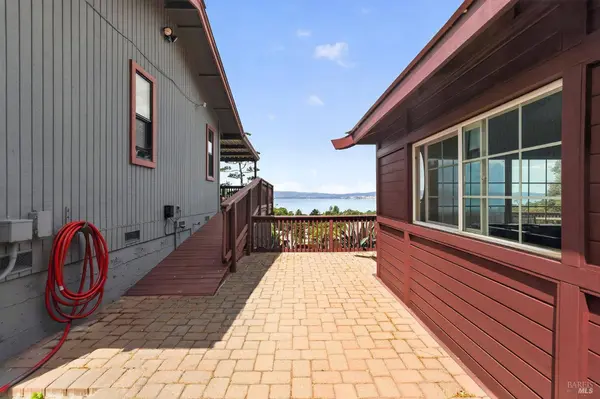 7047 Panoramic DR, Lucerne, CA 95458