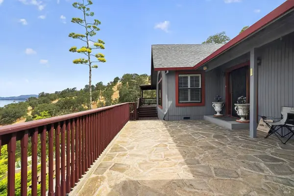 7047 Panoramic DR, Lucerne, CA 95458