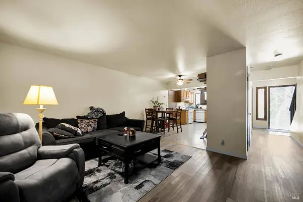 25248 Robinson RD, Willits, CA 95490