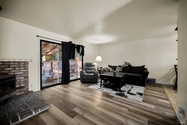 25248 Robinson RD, Willits, CA 95490