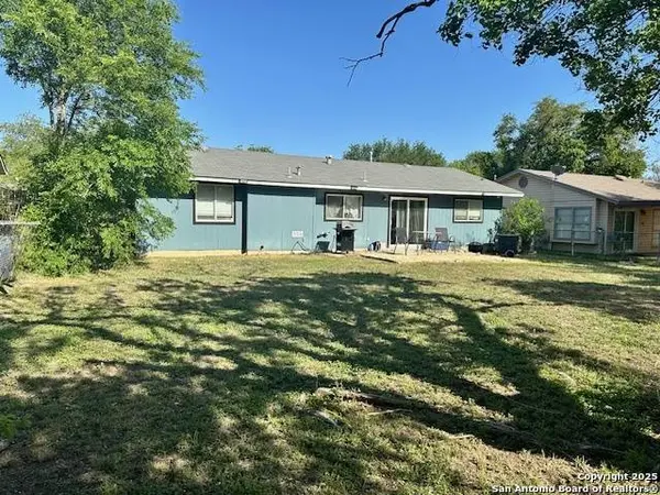1039 Honeytree, San Antonio, TX 78245