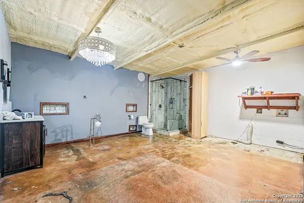 6005 Ammann, Bulverde, TX 78163