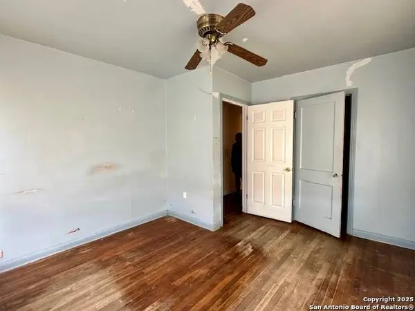 2530 Woodlawn, San Antonio, TX 78228