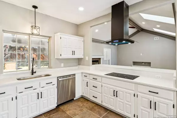 822 Misty Water, San Antonio, TX 78260