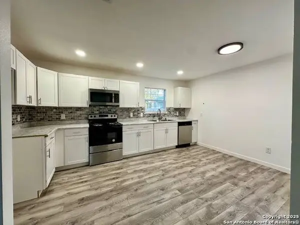 924 Allende, Seguin, TX 78155