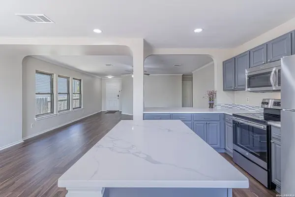 7918 Rocky, San Antonio, TX 78244