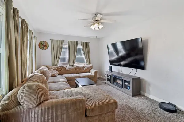 1924 2nd Street, Perry, IA 50220