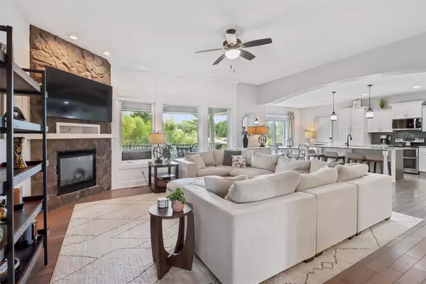 501 NW Sunset Court, Grimes, IA 50111