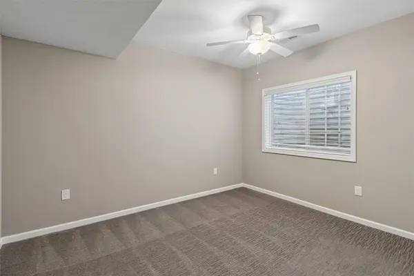 1404 SW Campus Lane, Ankeny, IA 50023