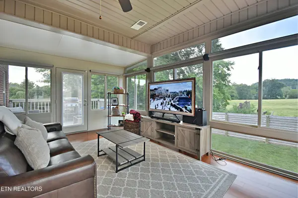 5675 Autumn Creek DR, Knoxville, TN 37924