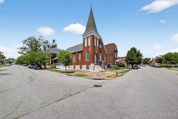 3127 California AVE, St Louis, MO 63118