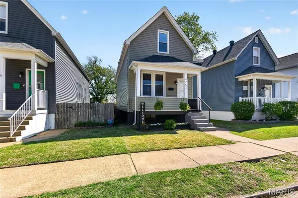 4753 Goethe AVE, St Louis, MO 63116
