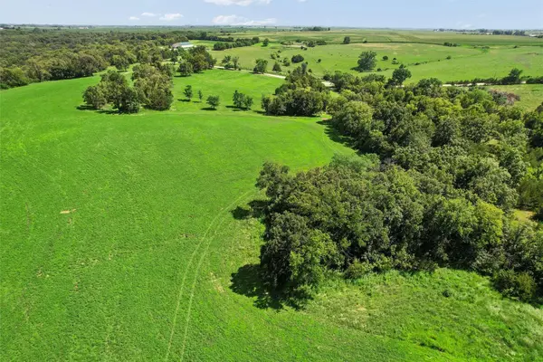 Lot 2 Buck Creek Lane, Earlham, IA 50072