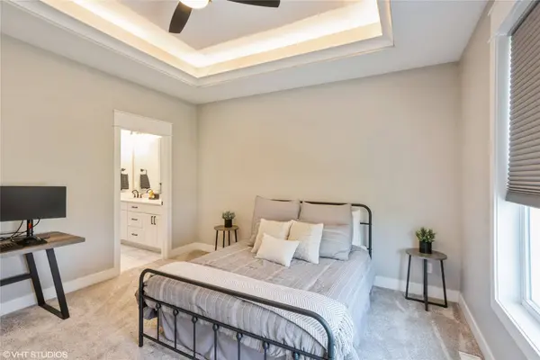 910 Ledgestone Court, Polk City, IA 50226