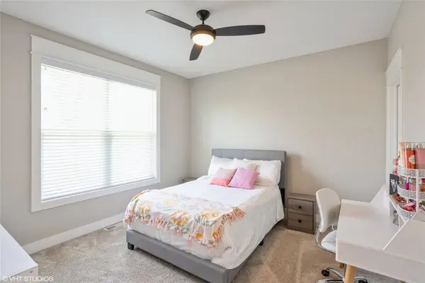 910 Ledgestone Court, Polk City, IA 50226