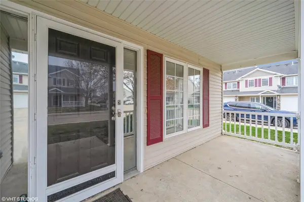 2005 SW 35th Street #302, Ankeny, IA 50023