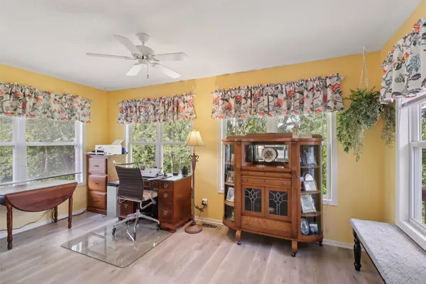 1210 SE Mallard Creek Drive, Ankeny, IA 50021