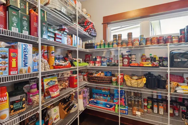 1825 Falcon Drive, Polk City, IA 50226