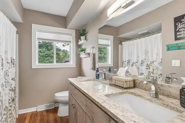 213 NW Scott Street, Ankeny, IA 50023