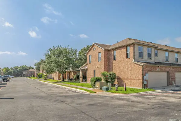 2502 Grayson Cir, San Antonio, TX 78232