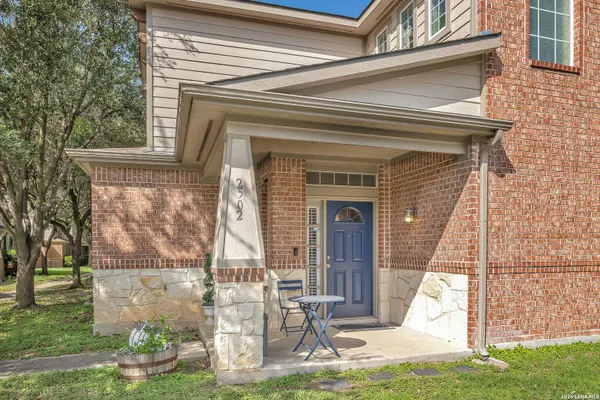 2502 Grayson Cir, San Antonio, TX 78232