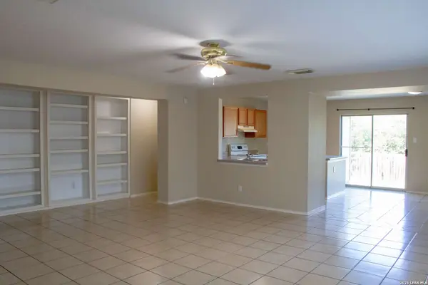 338 Tres Caminos, San Antonio, TX 78245
