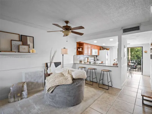 5089 W 12th Ln #D-5, Hialeah, FL 33012