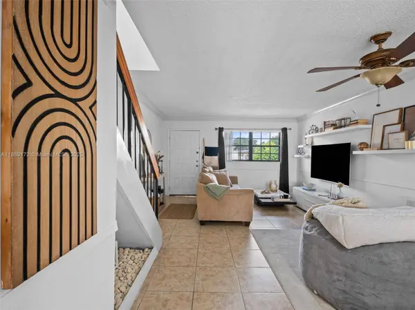 5089 W 12th Ln #D-5, Hialeah, FL 33012