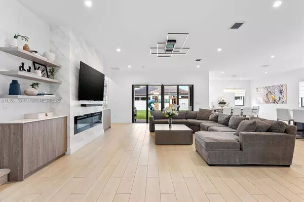 4406 SW 176th Ave, Miramar, FL 33029