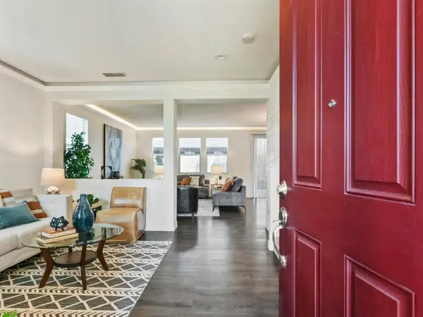 7545 Hazelton Way, Sacramento, CA 95829
