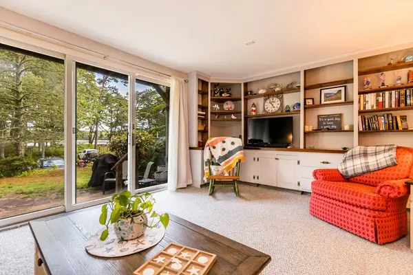 300 Buck Island Rd #8B, Yarmouth, MA 02673