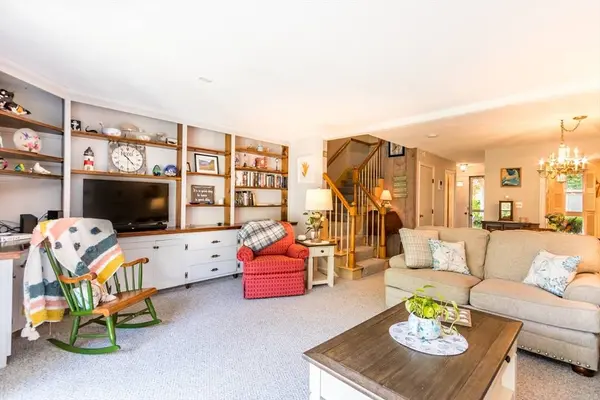 300 Buck Island Rd #8B, Yarmouth, MA 02673