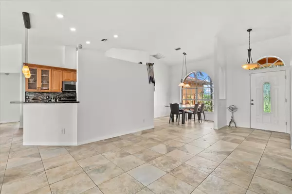 Bradenton, FL 34211-7403,6805 225th St E