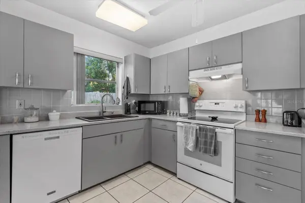 1602 27TH ST W, Bradenton, FL 34205