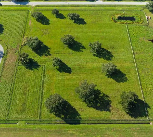WHISKEY POND LN, Sarasota, FL 34240