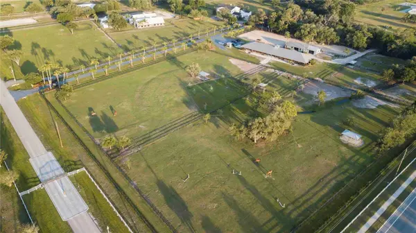 7710 COW CAMP LN, Sarasota, FL 34240